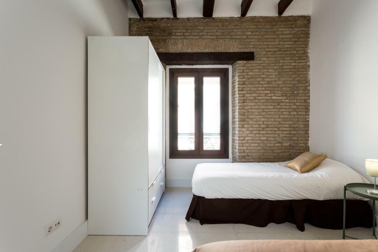 Almazen Apartamentos, Arrayan 23 Sevilla Eksteriør bilde